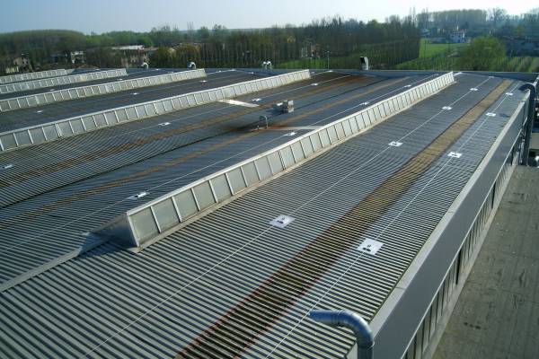 SICURLAM: l'ancrage pour tôle nervurée