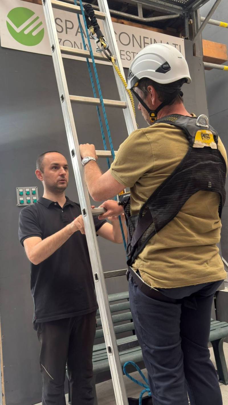 Simulazione lavoro su scala